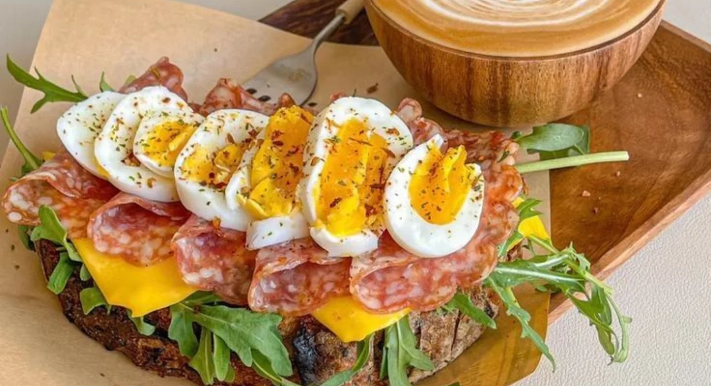 Easy Summer Breakfast Toast with Boiled Eggs and Cheddar